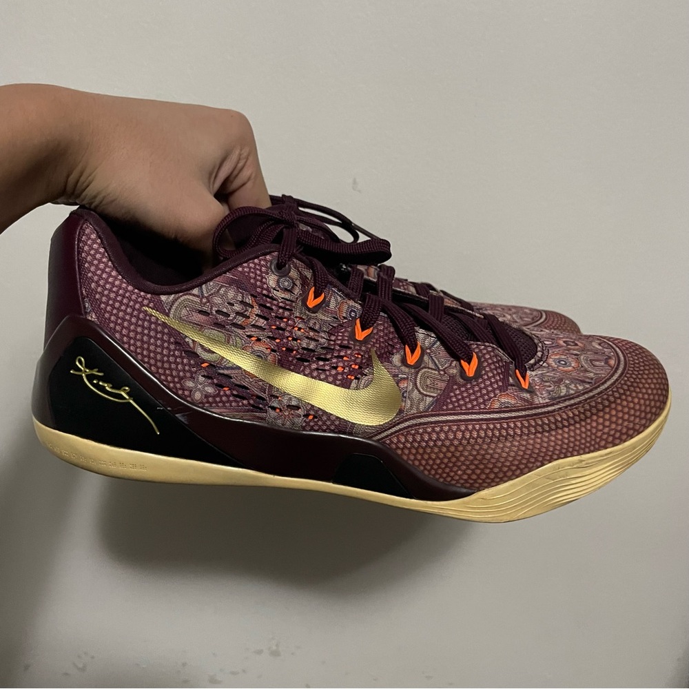 Nike Kobe 9 EM Silk Size 11.5